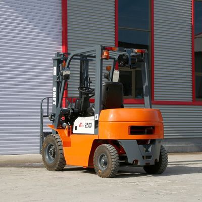 2t 2000kg Diesel Forklift Truck with and Spare Parts in Steel Rubber Material