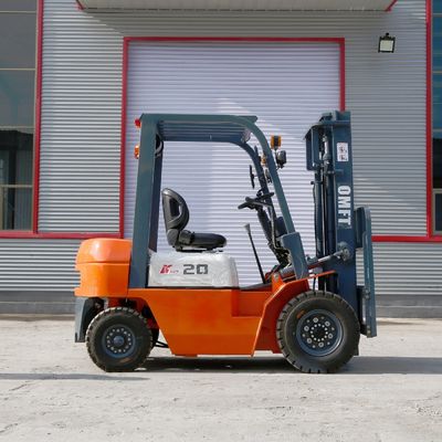 Steel Rubber 2 Ton 2000kg Fd20 Diesel Forklift Truck with Container Mast 3m 3.5m 4m 4.5m
