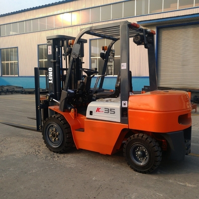 3.5 Ton Diesel Forklift Truck with 5m Triplex Full Free Mast and Pneumatic Tyres