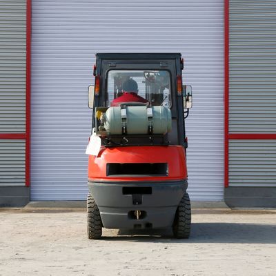Competitive Omft 3.5ton LPG/Gas Forklift with 1070mm Fork and Steel Rubber Construction
