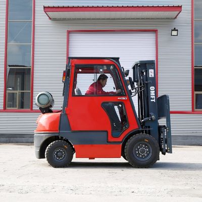 4335mm Right Angle Stacking Width 3.5ton LPG Forklift with Cabin Nissan K21 K25 Engine