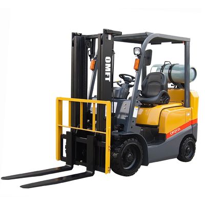 LPG Forklift with Nissan K21 K25 Engine 2.5tons Capacity Lift Height 3000-7000mm