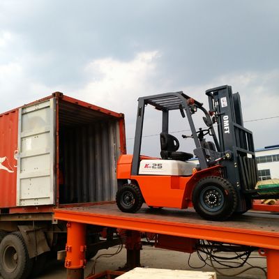 2010mm Min. Width 2ton LPG Forklift with 1070mm Fork and Competitive