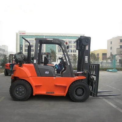 2250mm Wheelbase 7ton LPG Forklift with Three Stage Mast and 4.5m Lifting Height