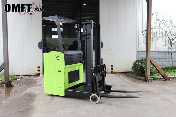 4/5km/H Travel Speed Seated Type Very Narrow Aisle 3-Way Battery Reach Truck for Storage