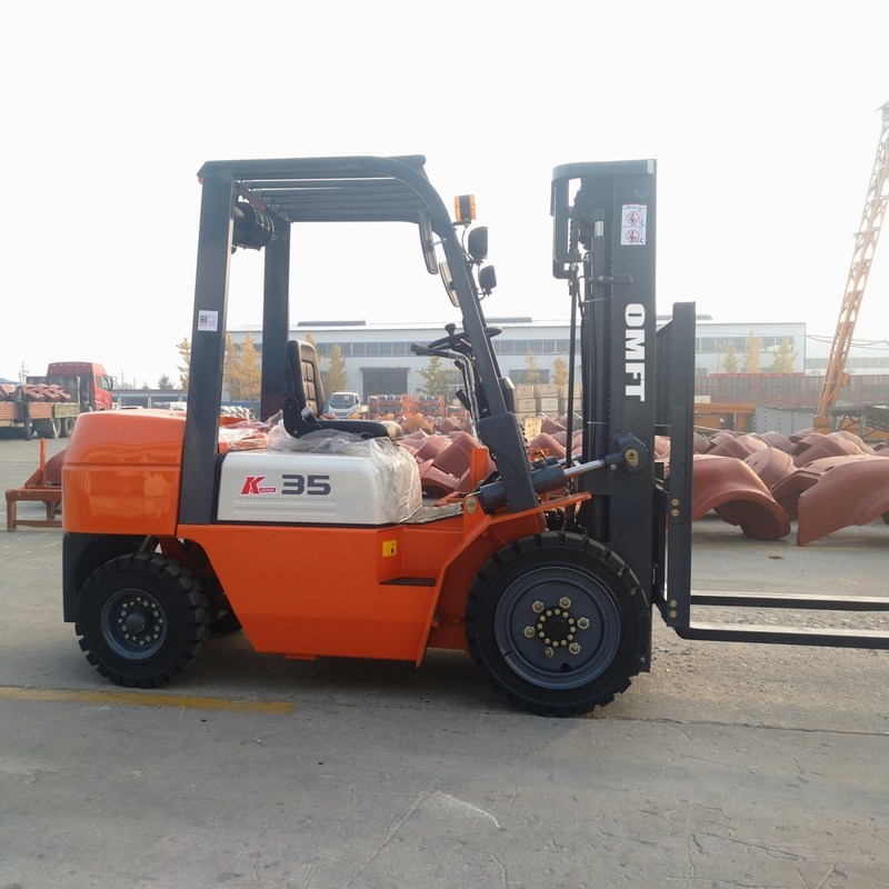 3.5t Diesel Forklift with Triplex Container Mast and Side Shift Lift height 3000-7000mm